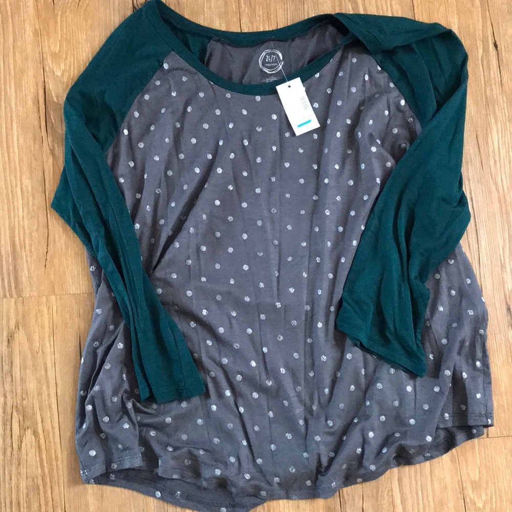 Maurices shirt